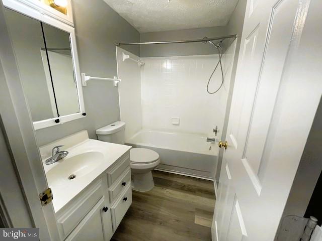 OVERLOOK - Residential Lease