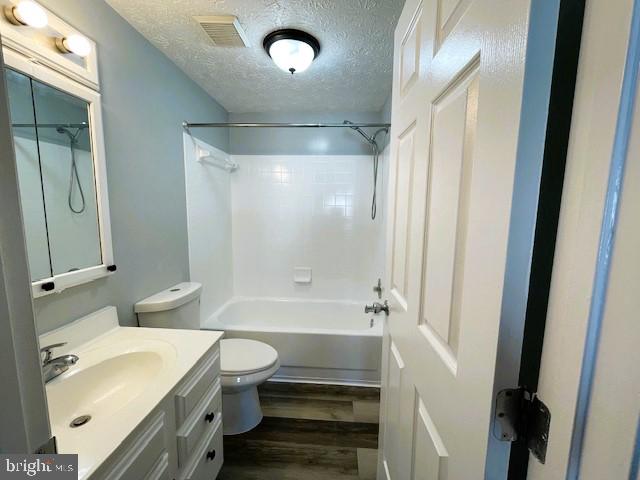 OVERLOOK - Residential Lease