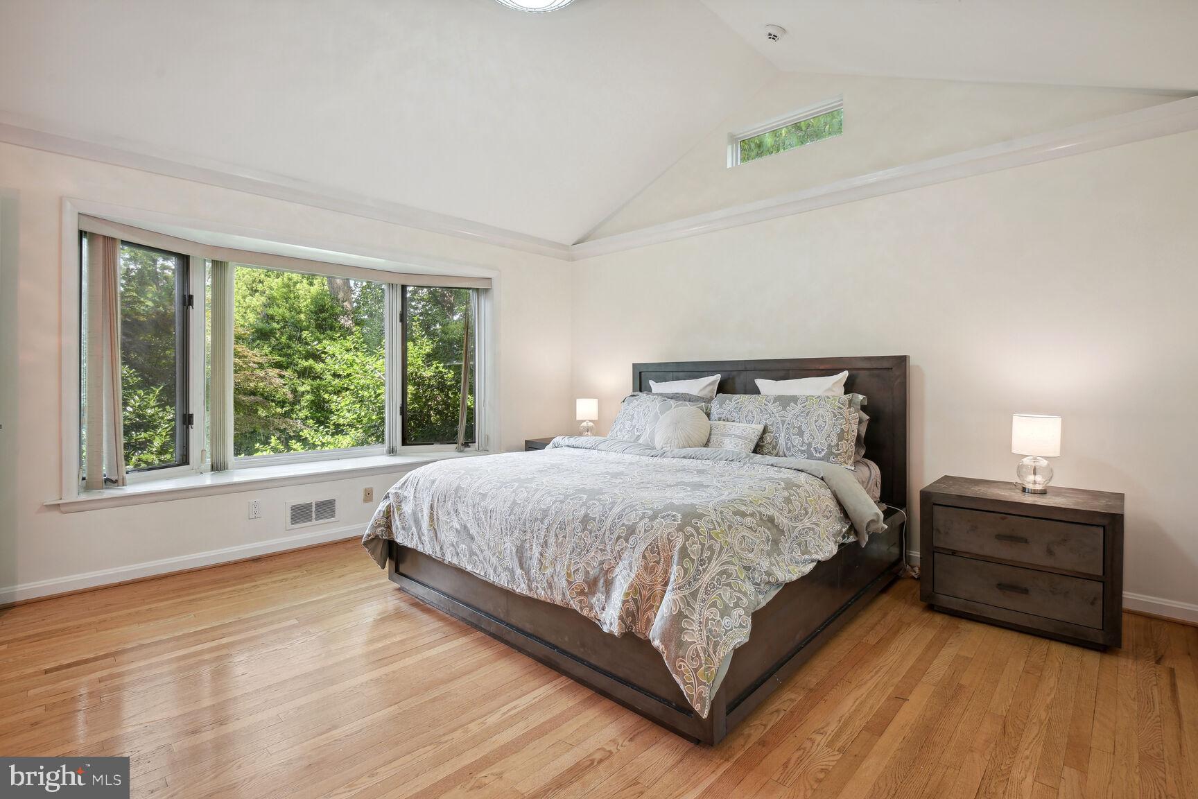 ROLLINGWOOD - Residential