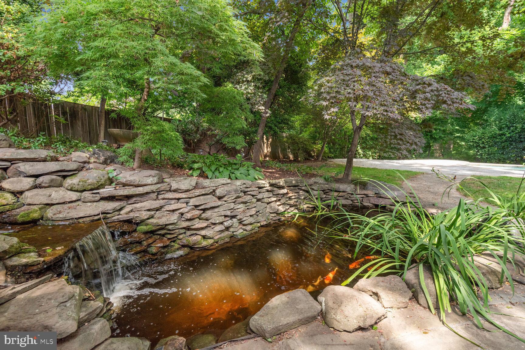 ROLLINGWOOD - Residential