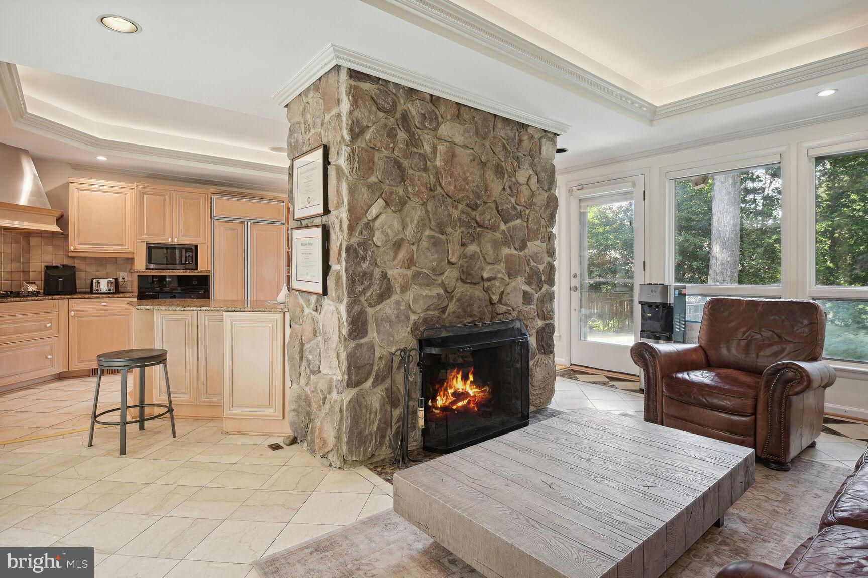 ROLLINGWOOD - Residential