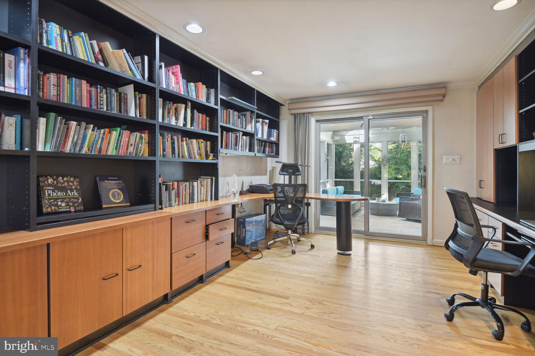 ROLLINGWOOD - Residential