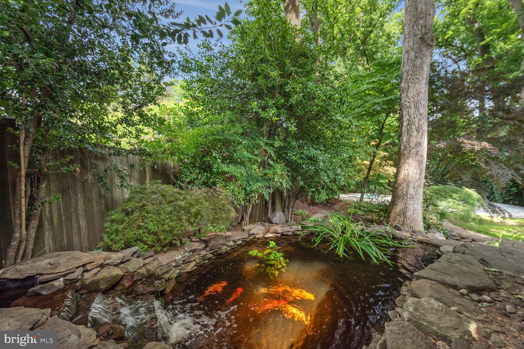 ROLLINGWOOD - Residential