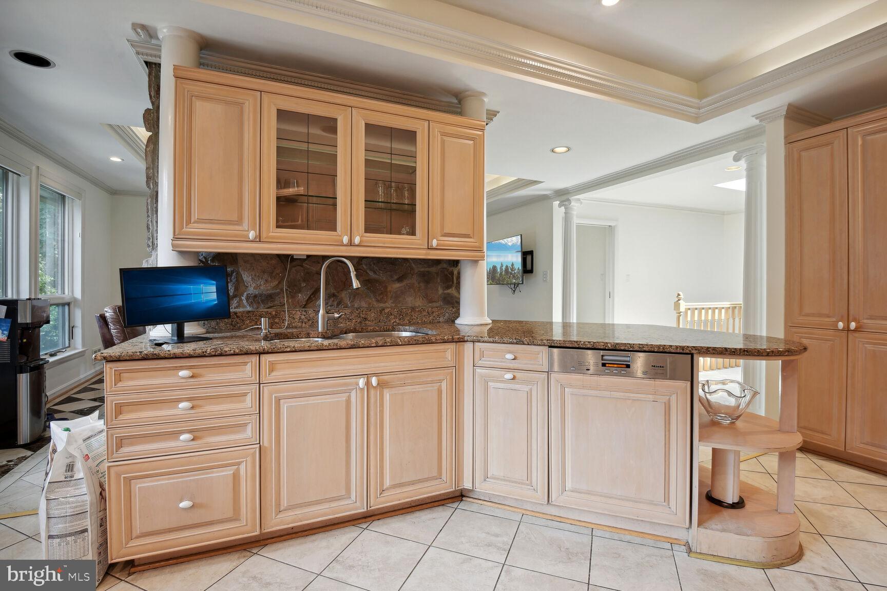 ROLLINGWOOD - Residential