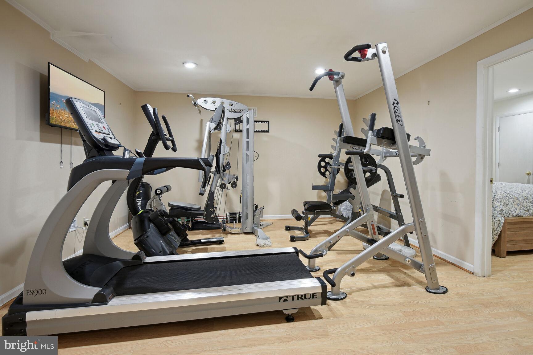 ROLLINGWOOD - Residential