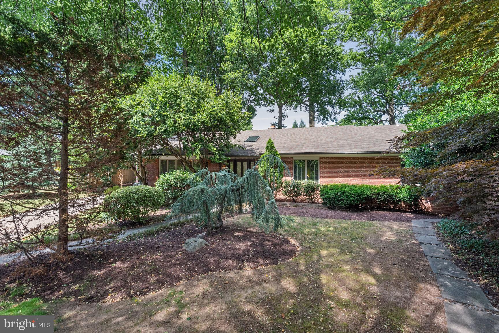 ROLLINGWOOD - Residential