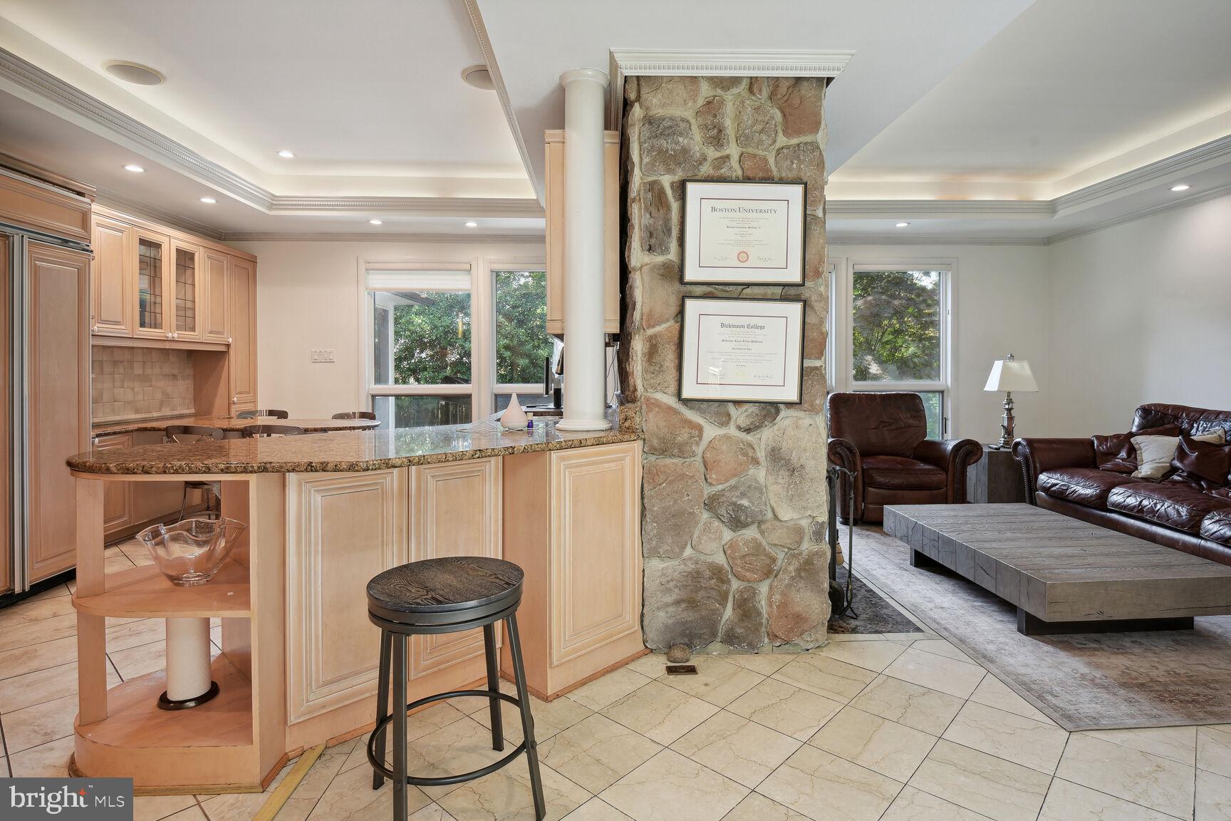 ROLLINGWOOD - Residential