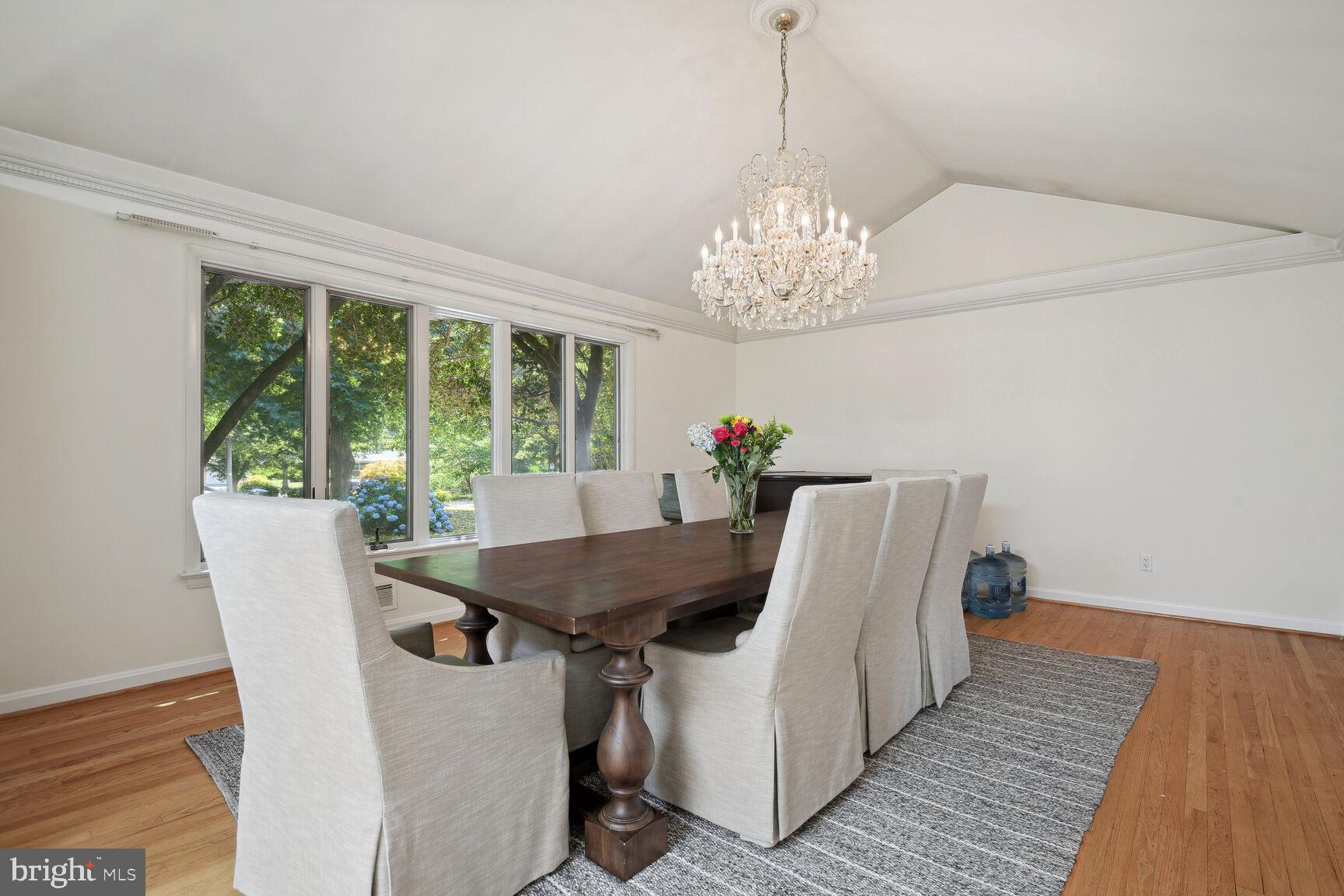 ROLLINGWOOD - Residential