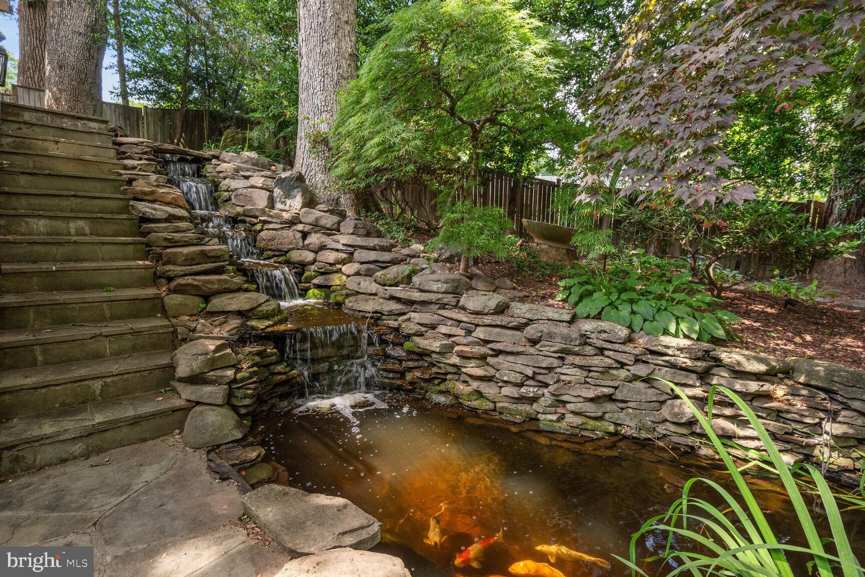 ROLLINGWOOD - Residential