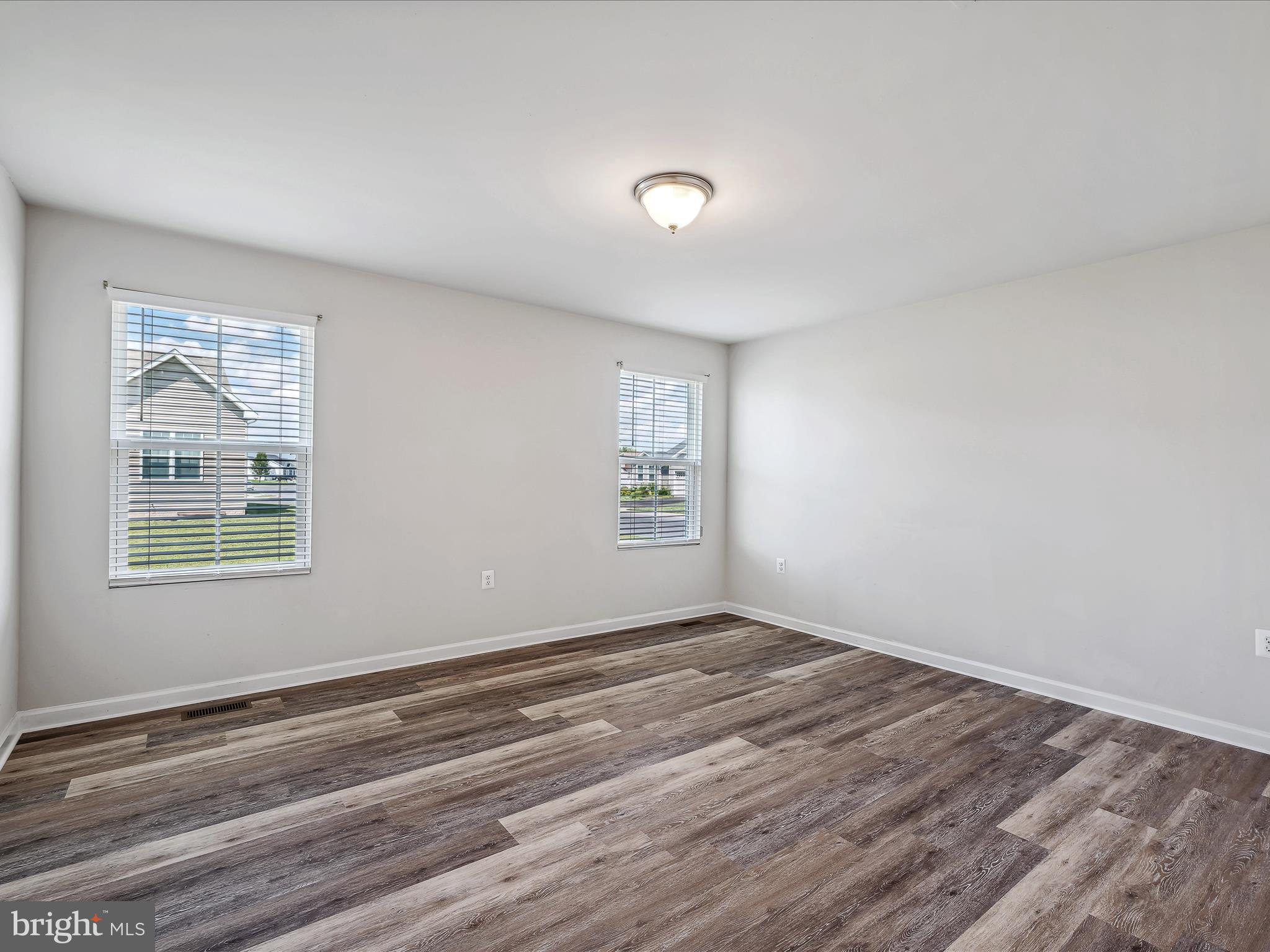 ARCADIA SPRINGS - Residential