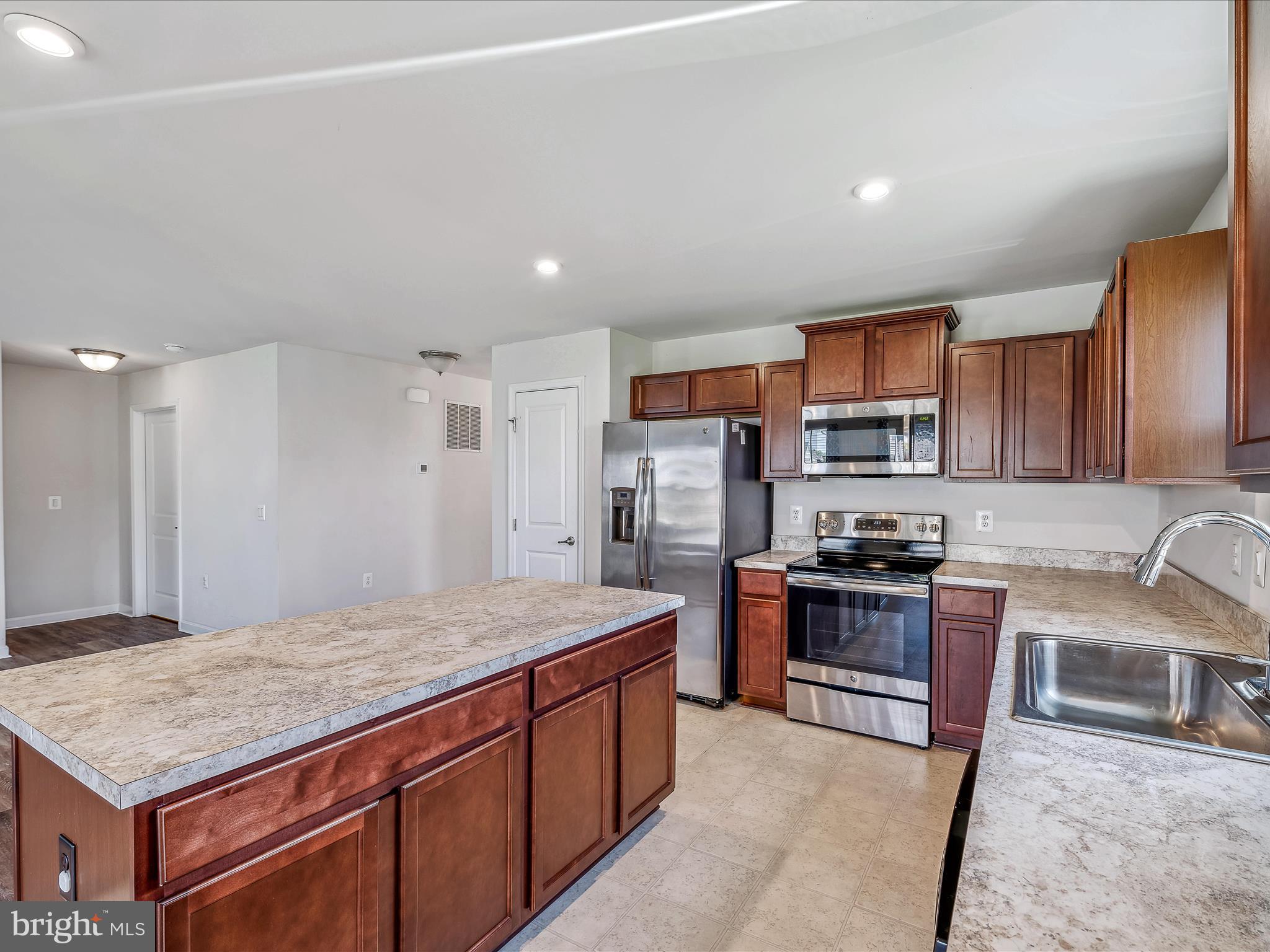 ARCADIA SPRINGS - Residential