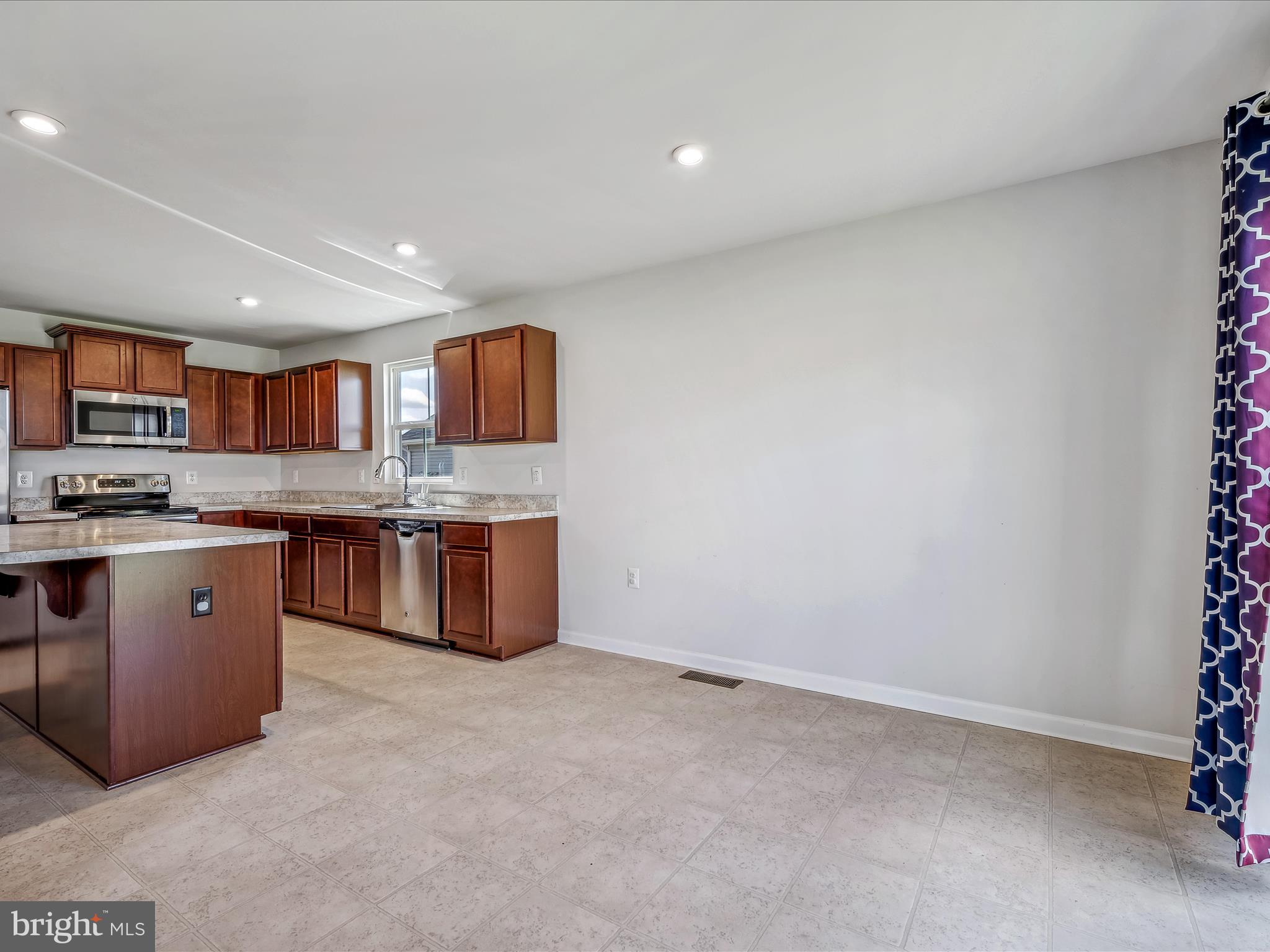 ARCADIA SPRINGS - Residential