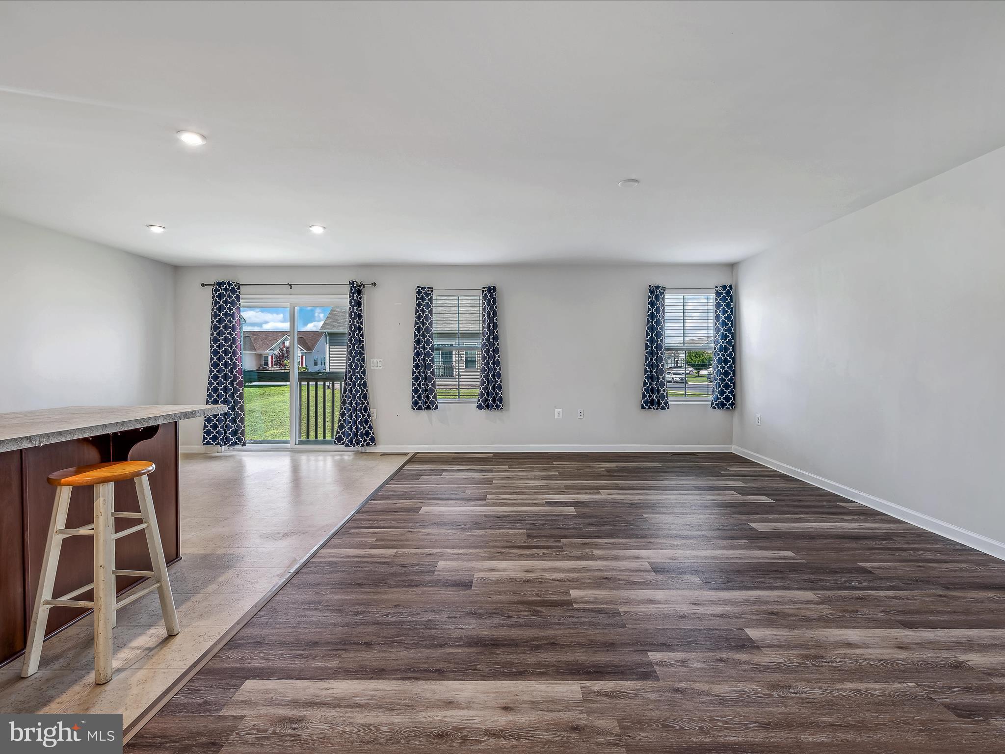 ARCADIA SPRINGS - Residential