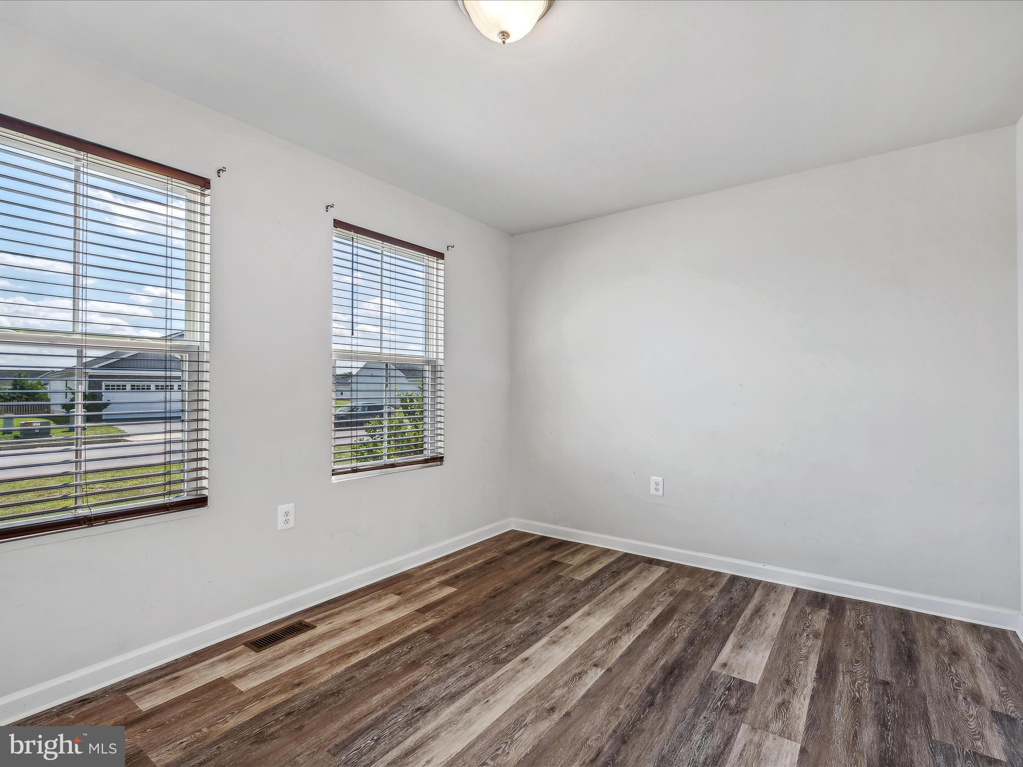 ARCADIA SPRINGS - Residential