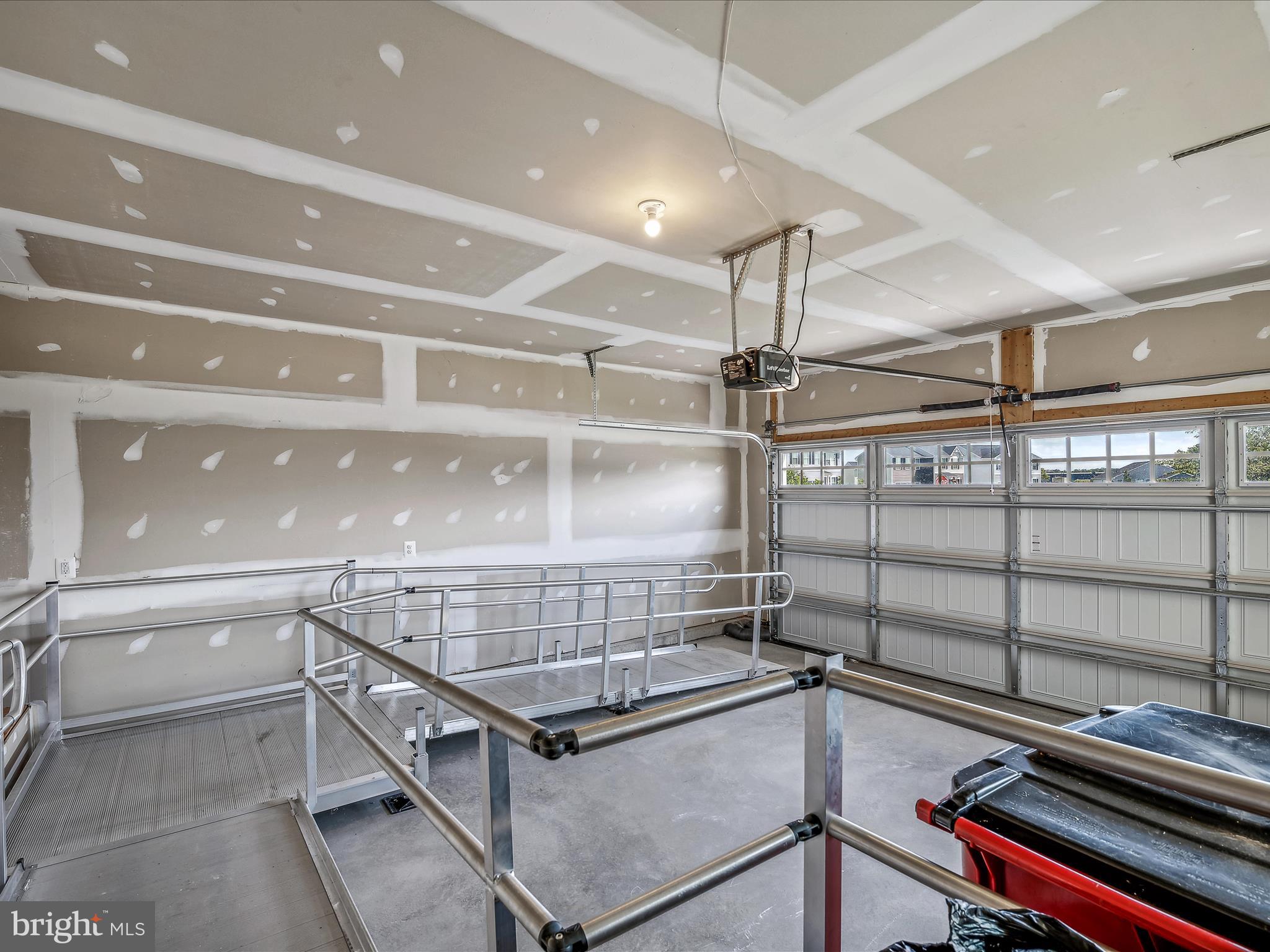 ARCADIA SPRINGS - Residential