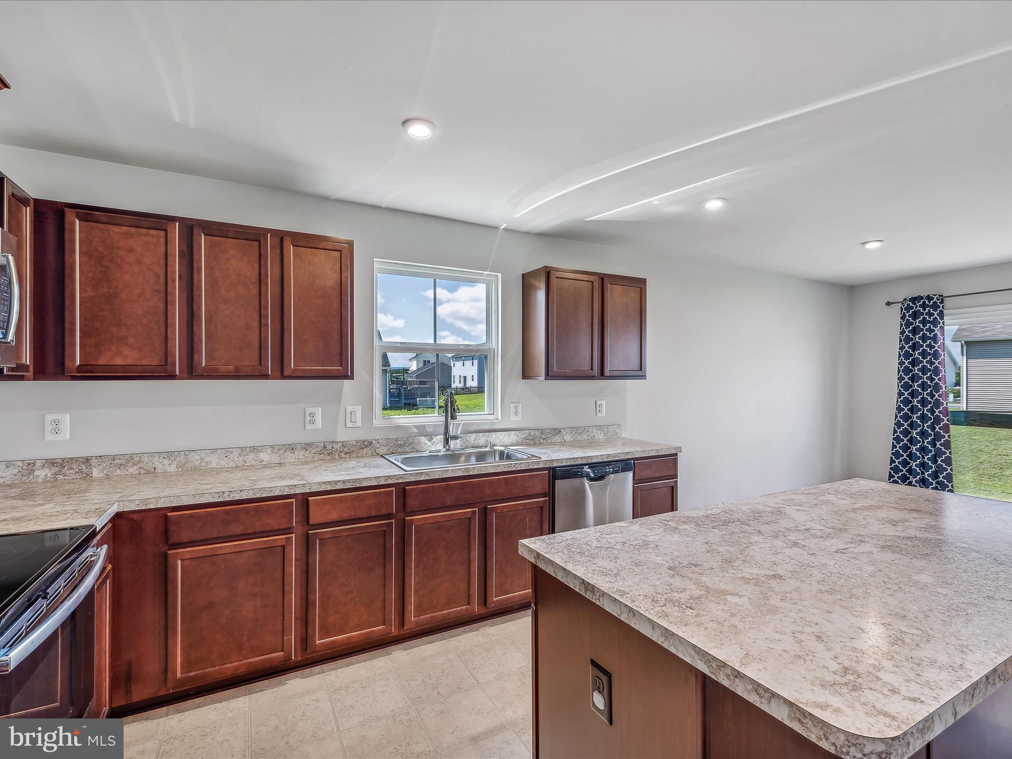 ARCADIA SPRINGS - Residential