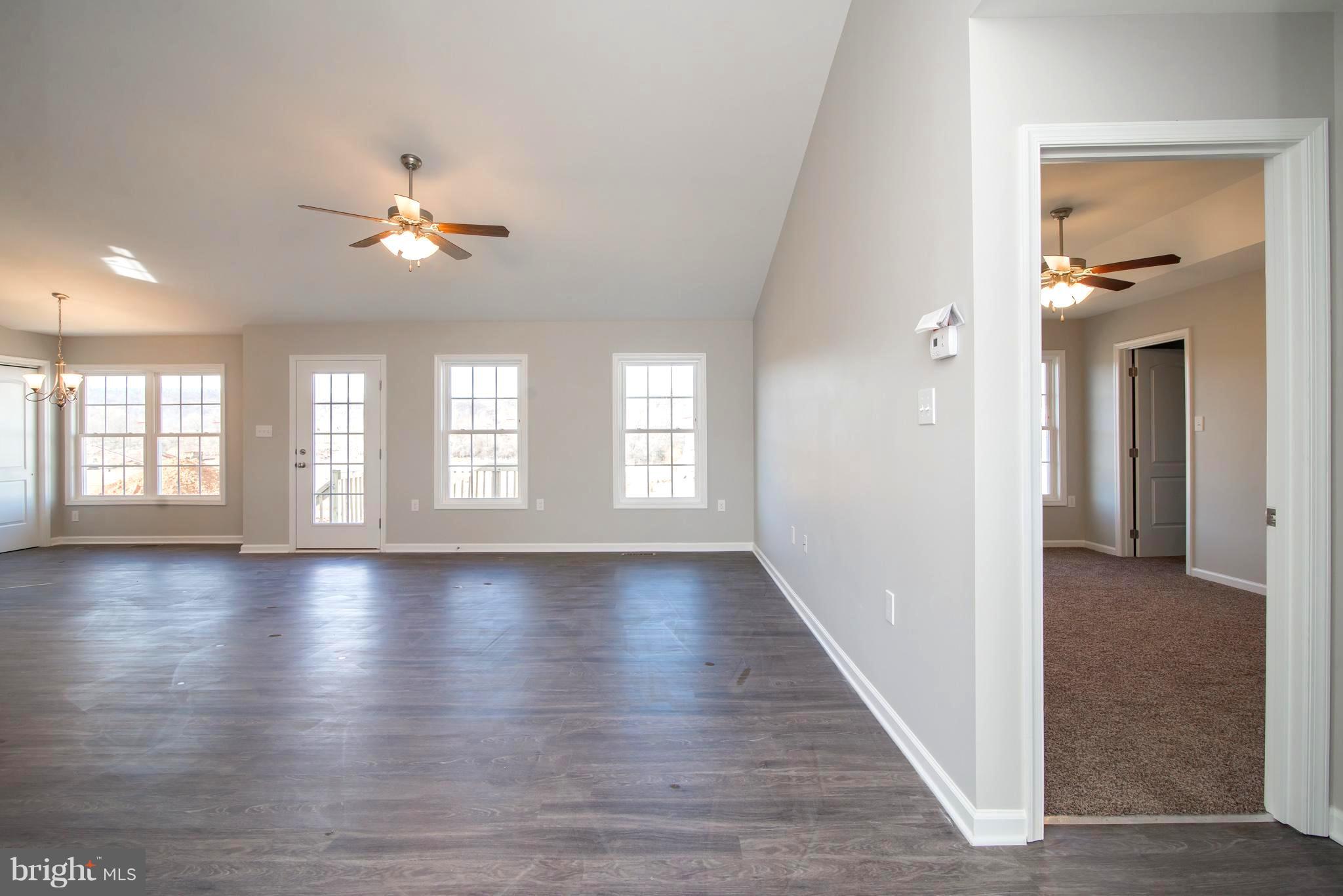 RED HILL - Residential