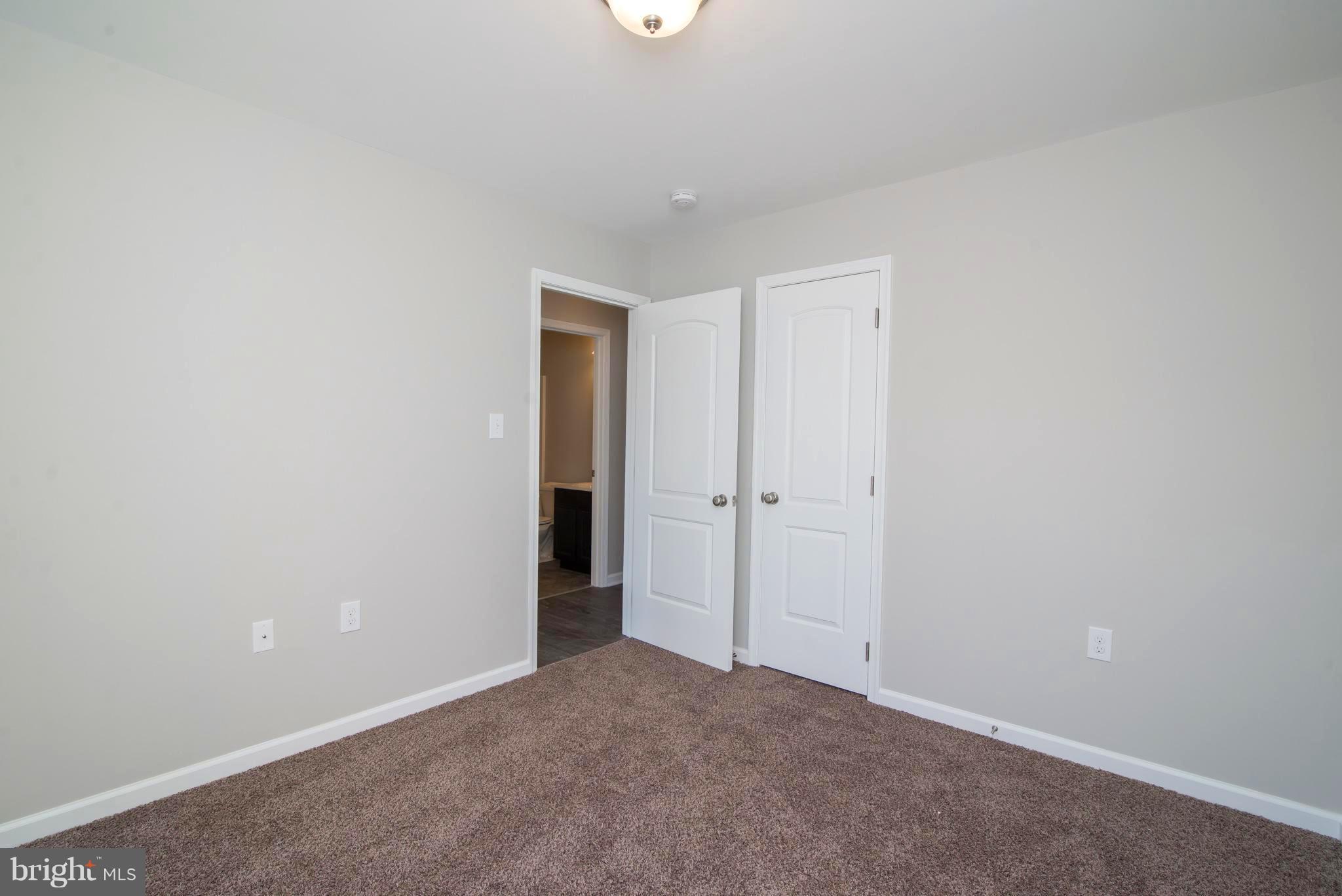 RED HILL - Residential