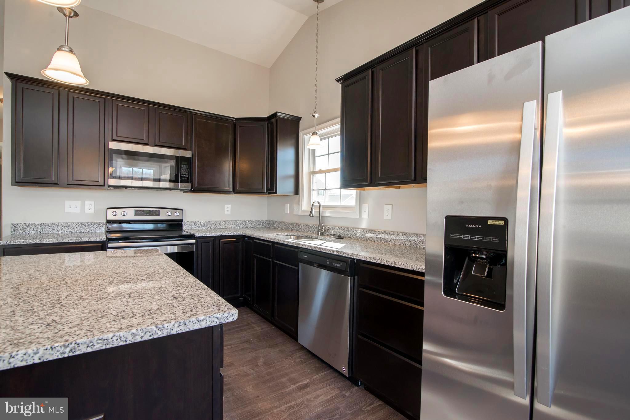 RED HILL - Residential