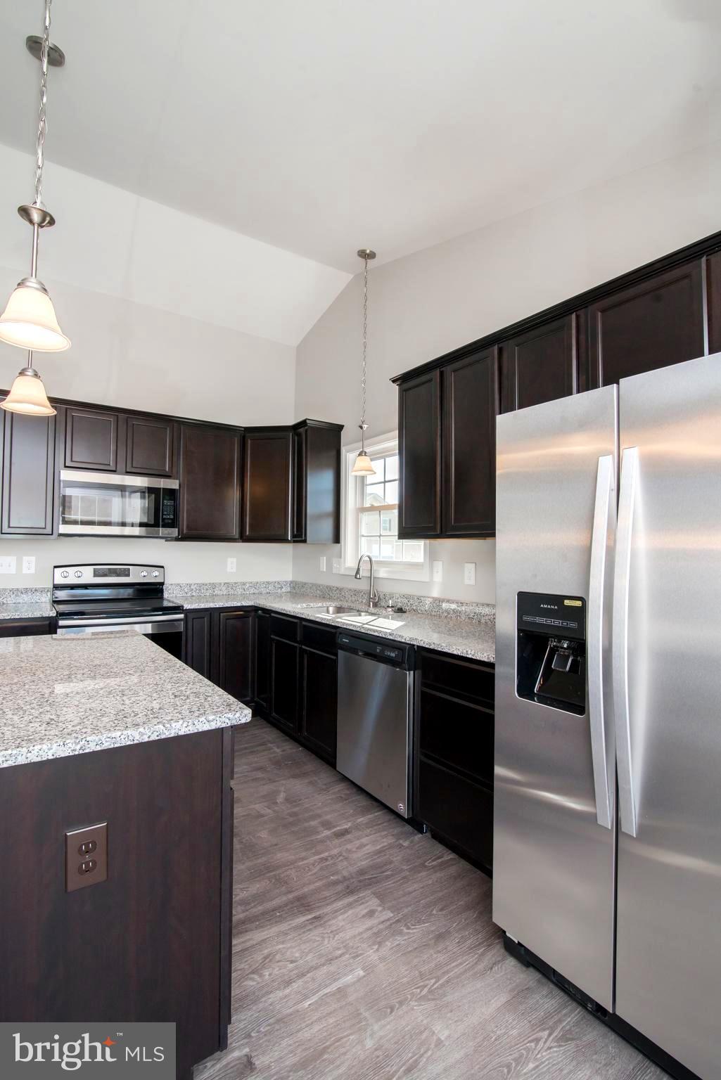 RED HILL - Residential