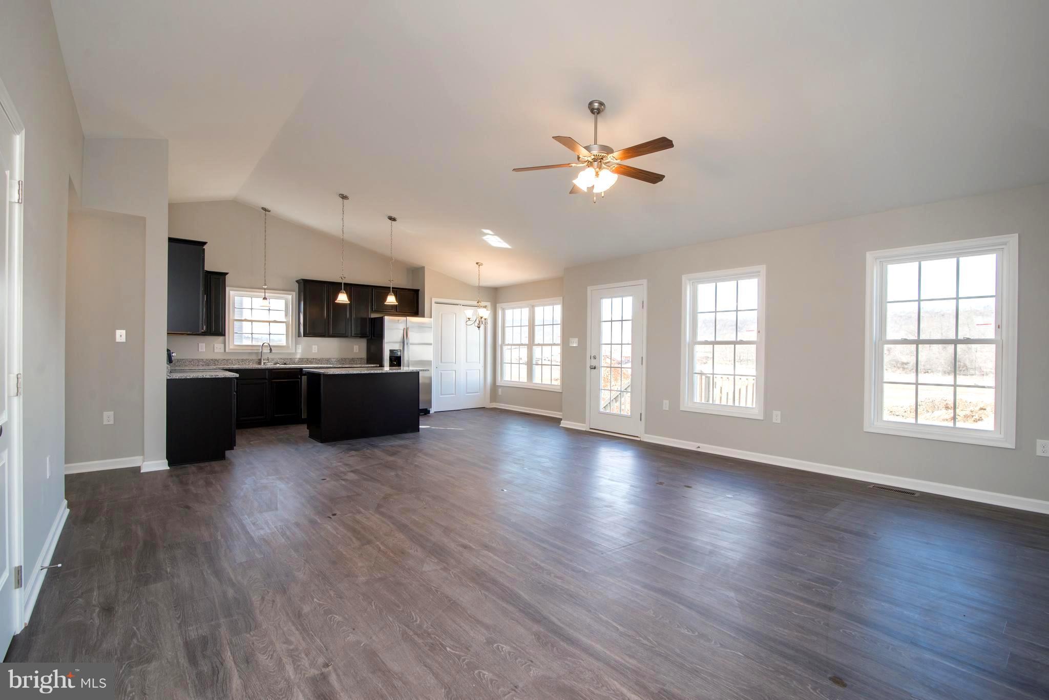 RED HILL - Residential