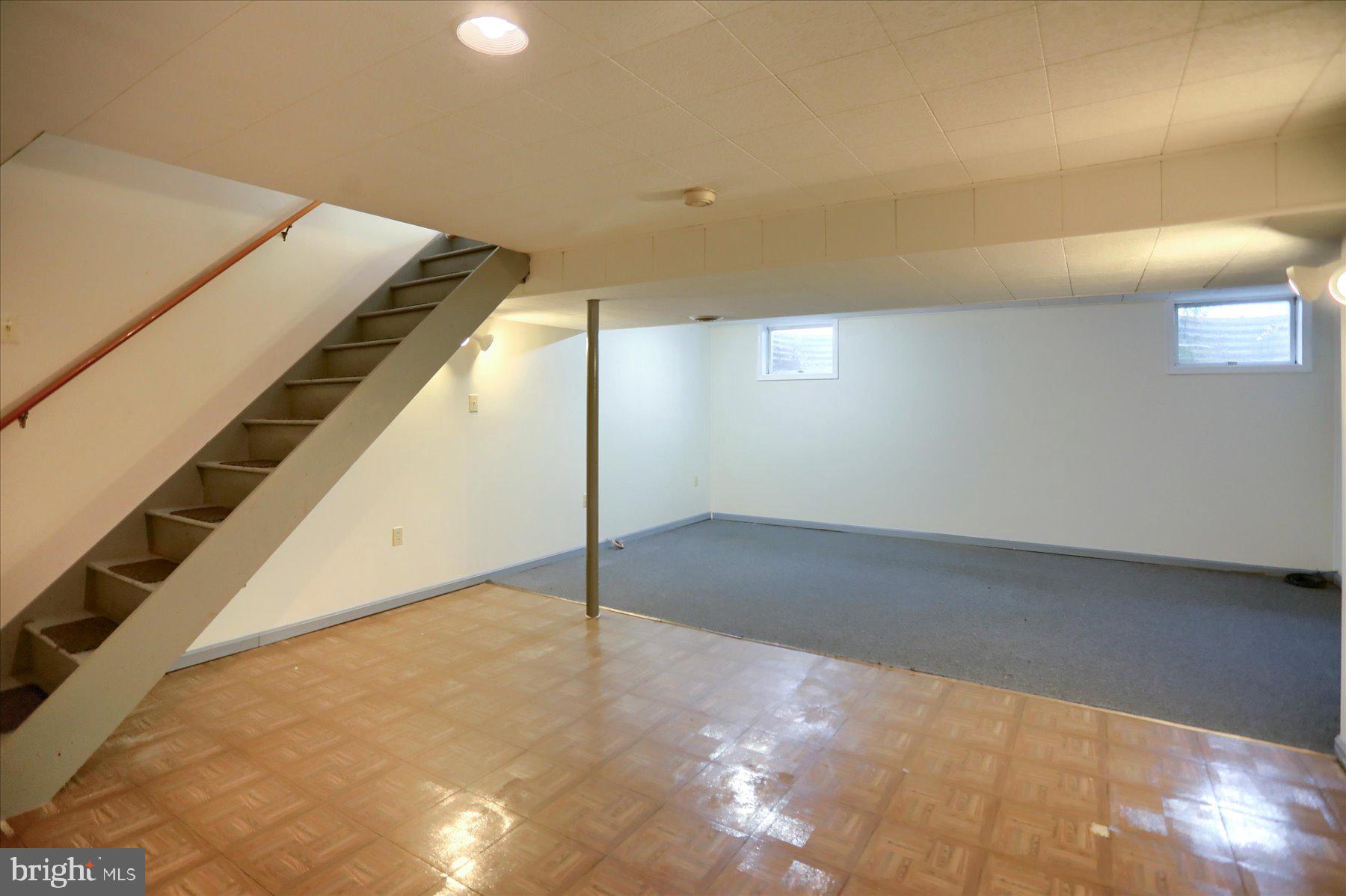 JONATHAN PARK - Residential