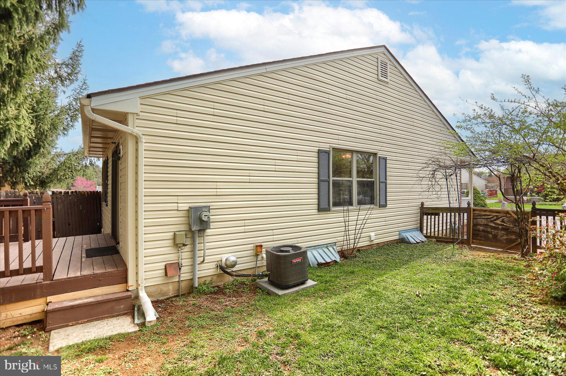 JONATHAN PARK - Residential