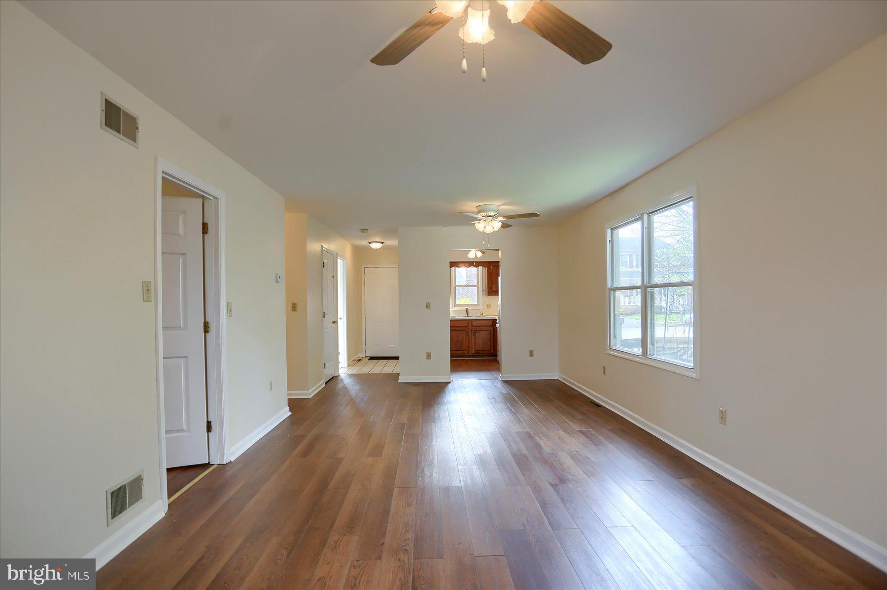 JONATHAN PARK - Residential