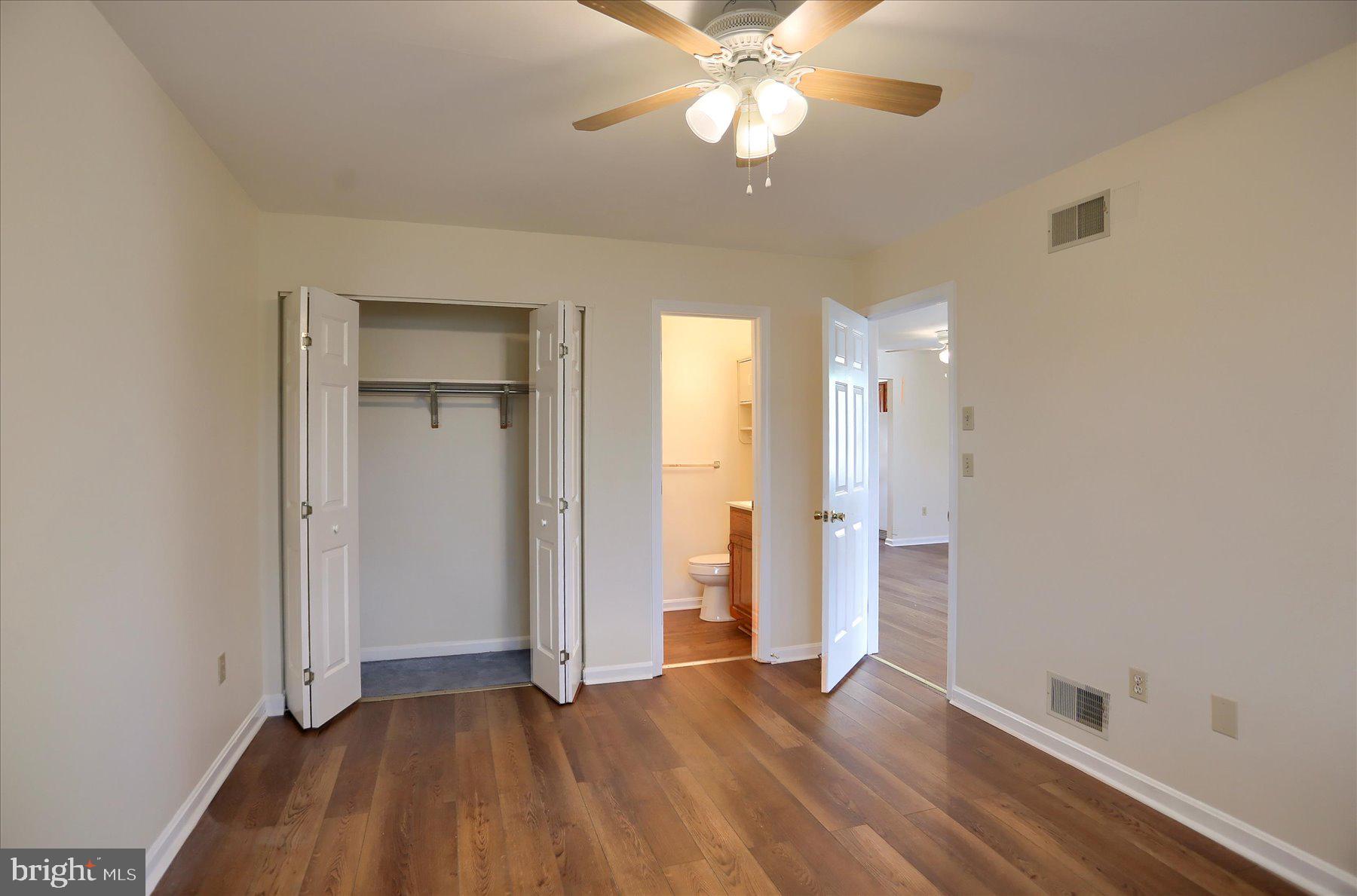 JONATHAN PARK - Residential