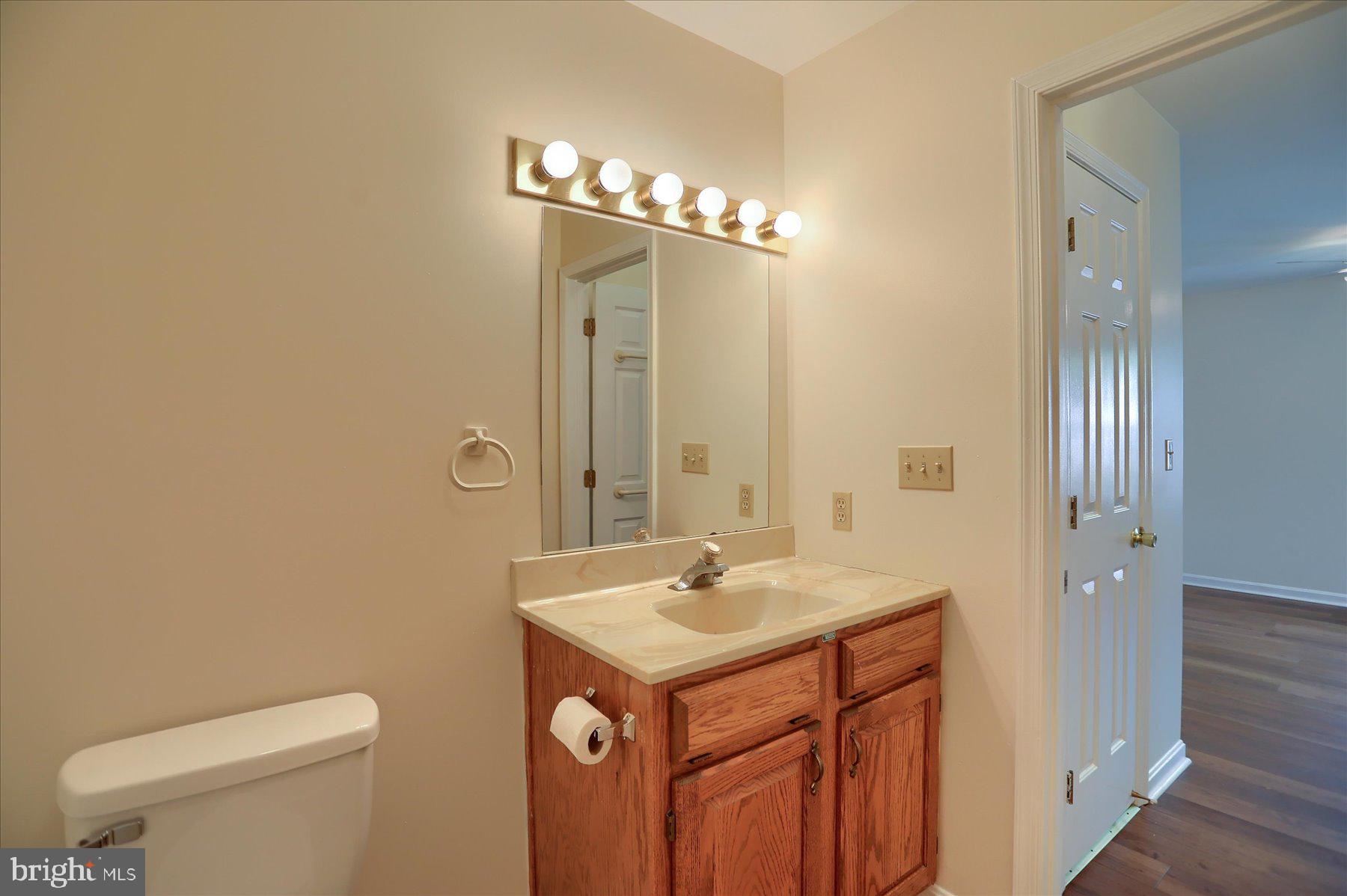 JONATHAN PARK - Residential