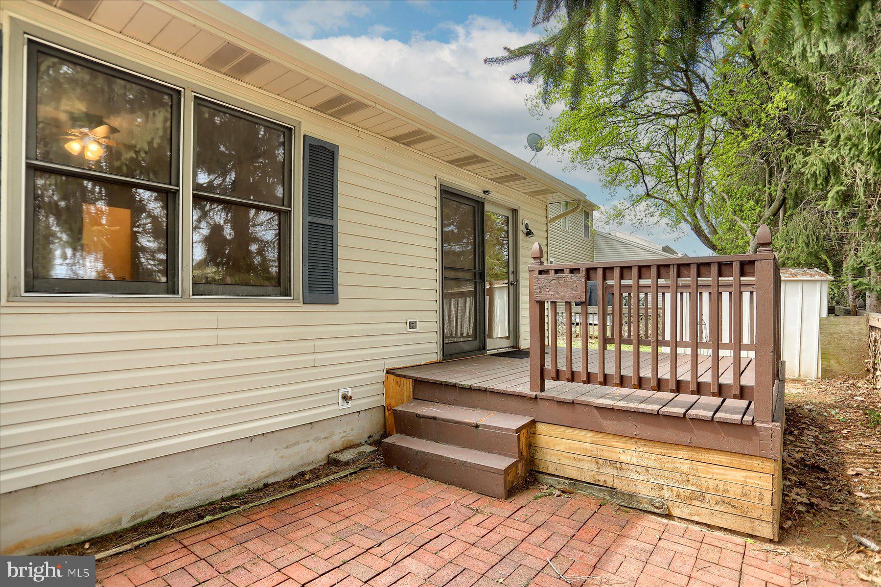 JONATHAN PARK - Residential