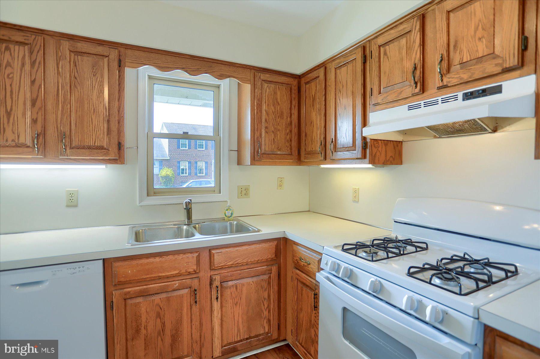 JONATHAN PARK - Residential