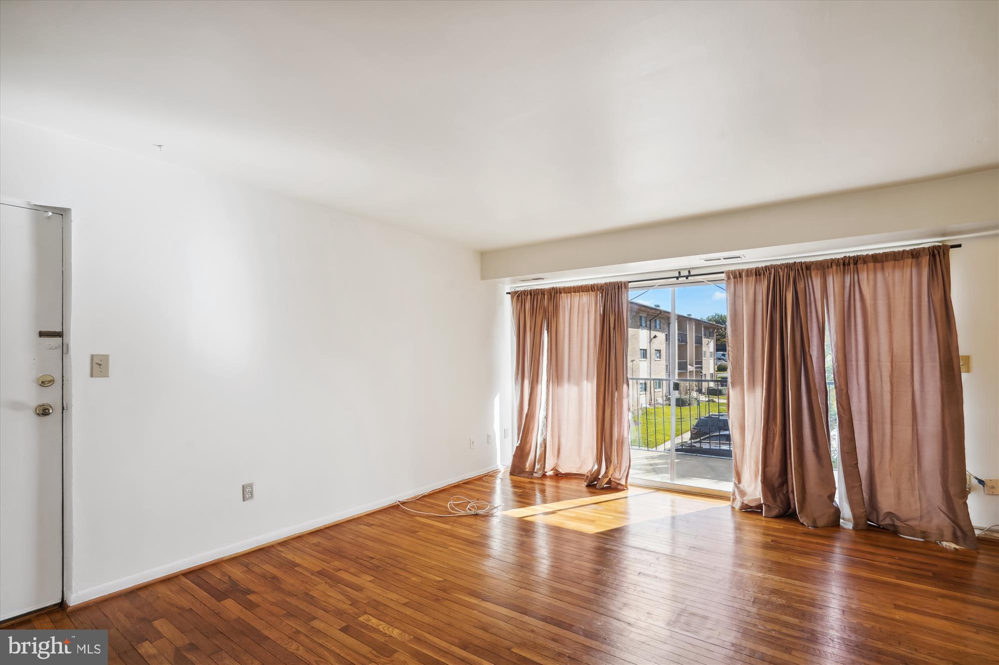 FRENCHMANS CREEK - Residential