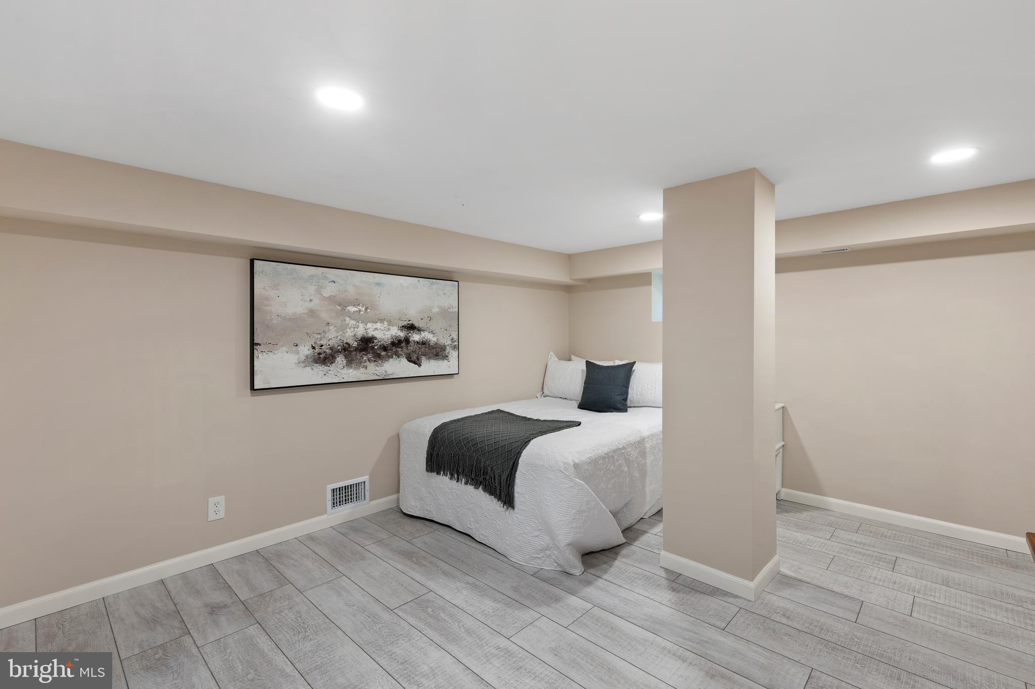 FAIRLINGTON VILLAGES - Residential