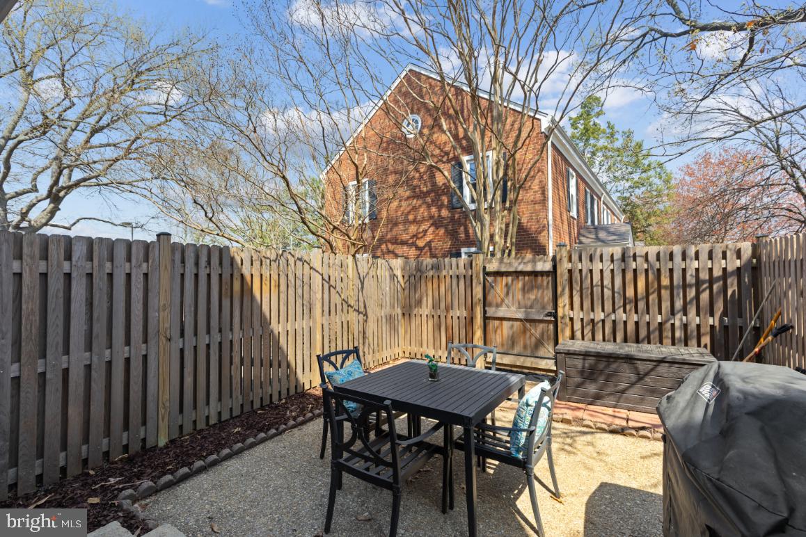 FAIRLINGTON VILLAGES - Residential