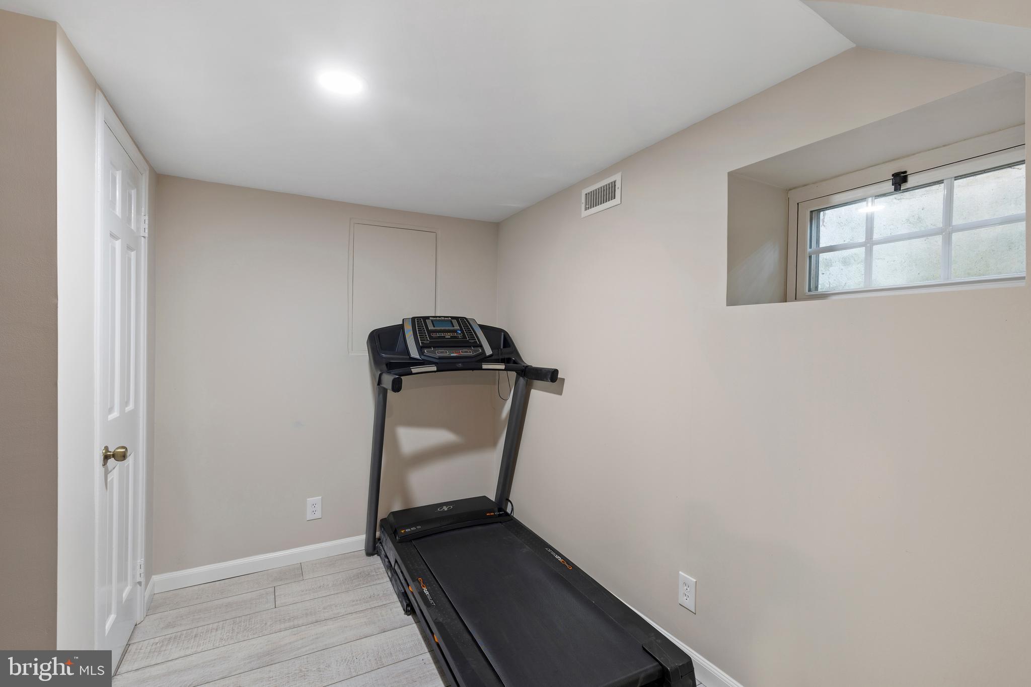 FAIRLINGTON VILLAGES - Residential