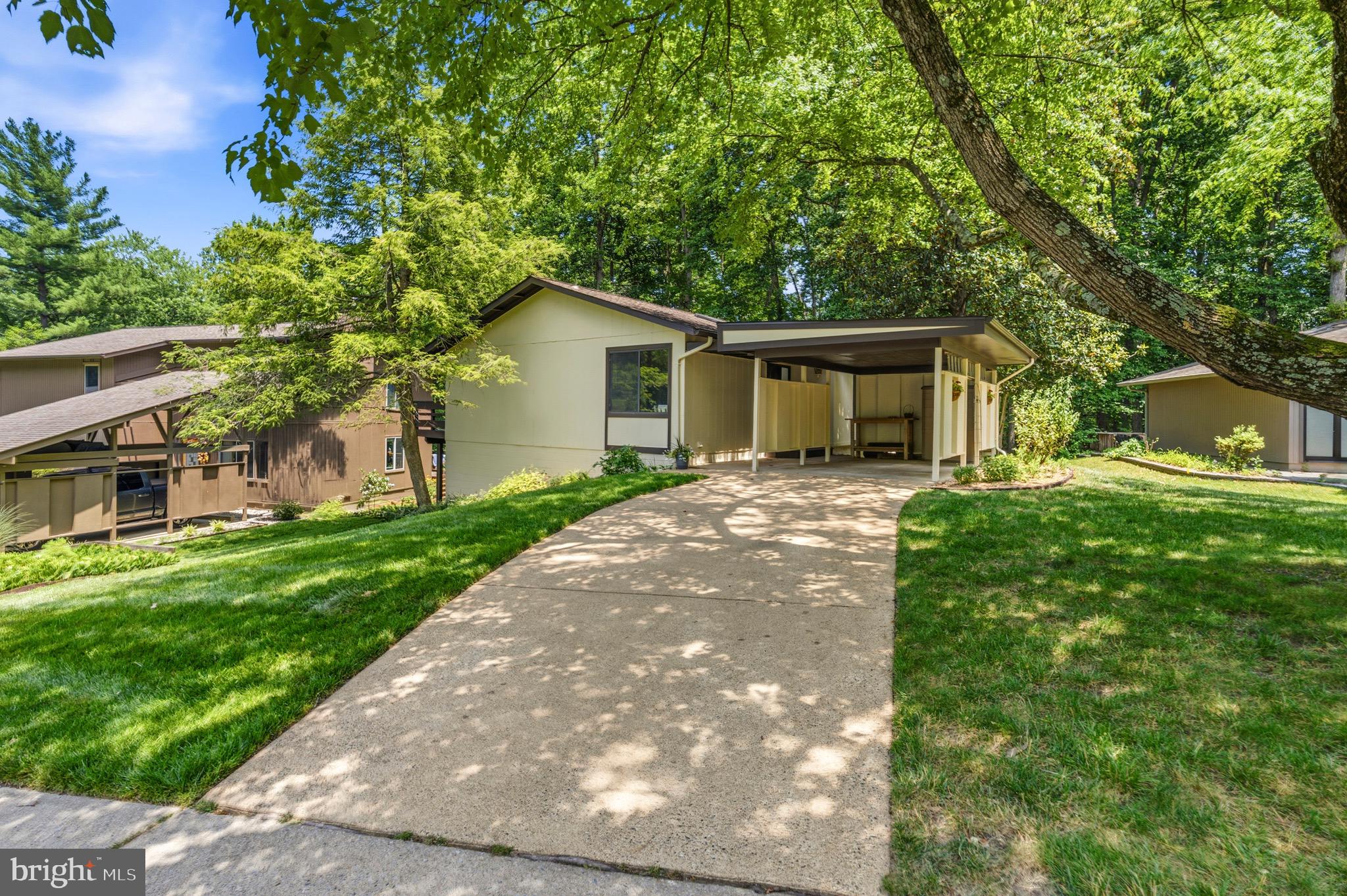 12307 MULBERRY COURT