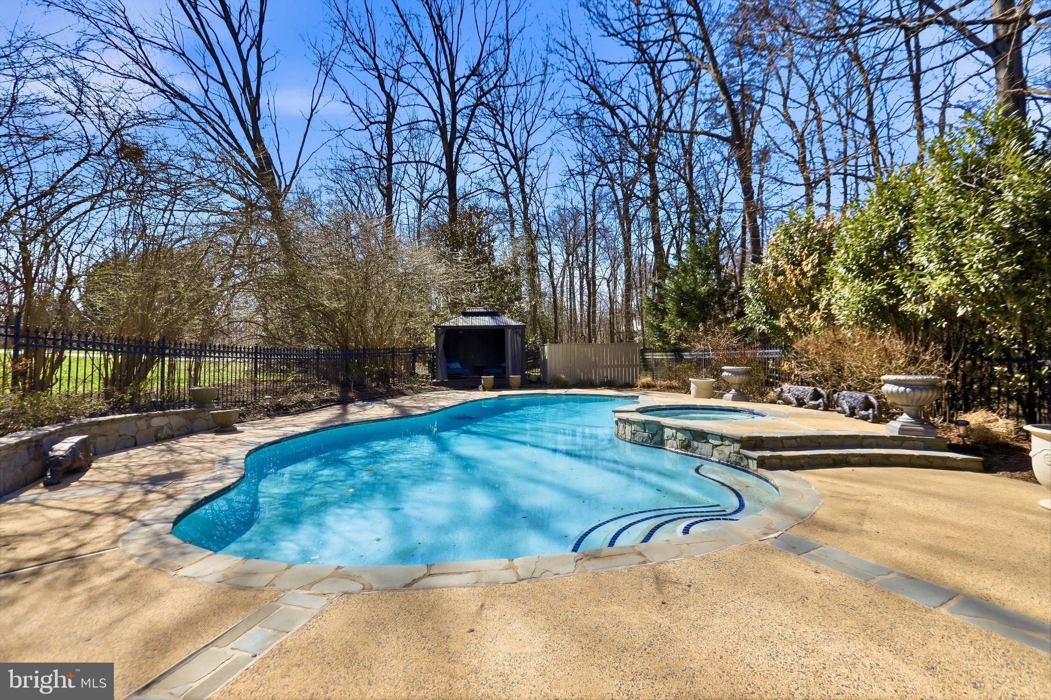 BRANDERMILL - Residential