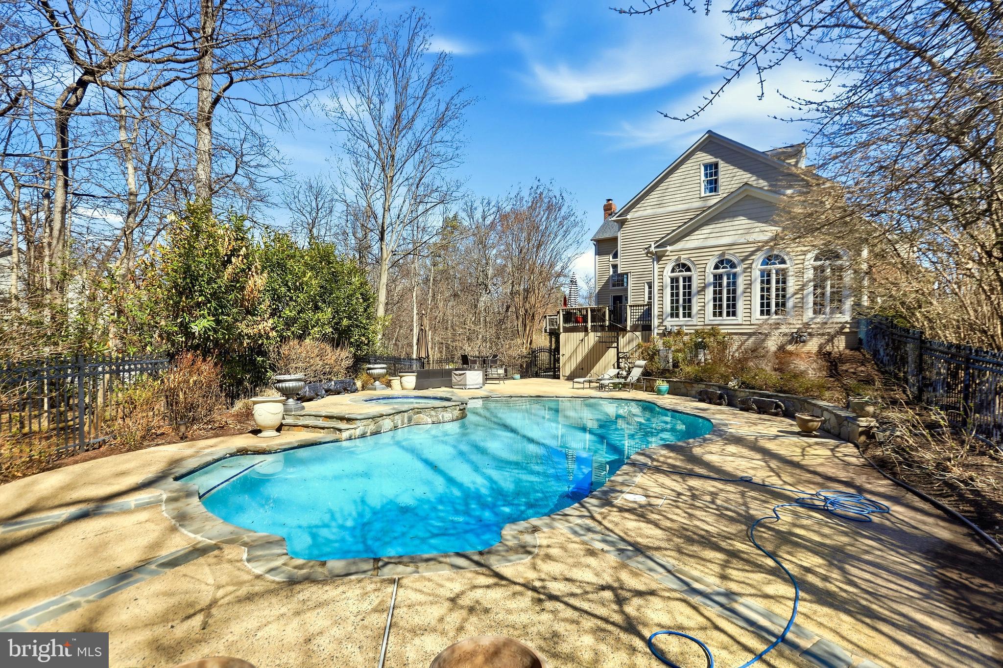 BRANDERMILL - Residential