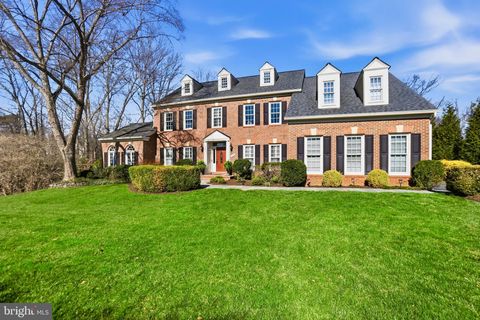 1235 TOTTENHAM COURT RESTON VA 20194