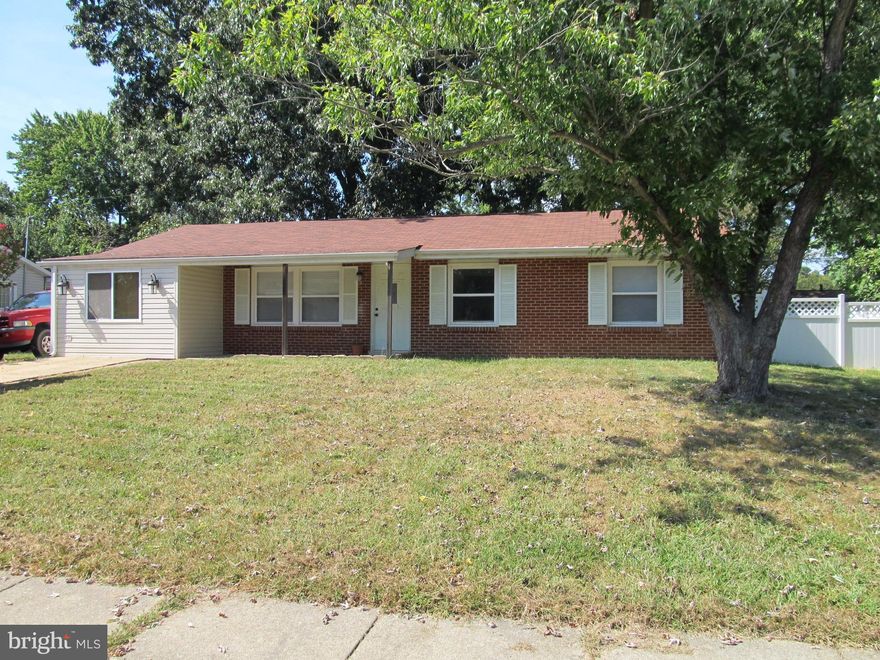 MUST SEE RAMBLER IN WALDORF! Great price for this single family home that has fresh paint, updated kitchen with maple cabinets, newer floors and newer appliances. Backyard features a nice sized yard to play in with screened in porch. With a little TLC/carpet this could be your dream home!!! Home is being sold as-is.