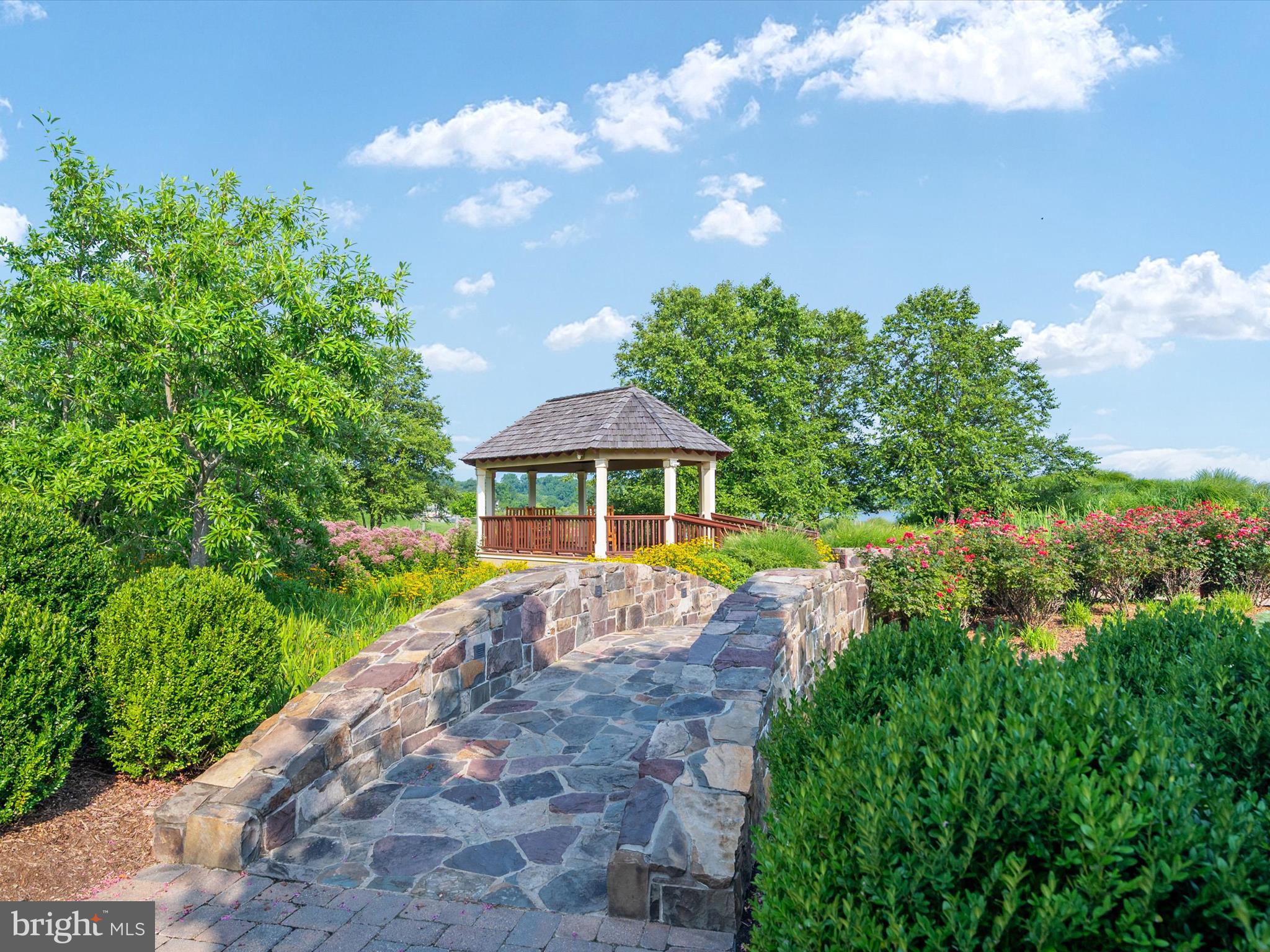 ROSE HAVEN - Residential