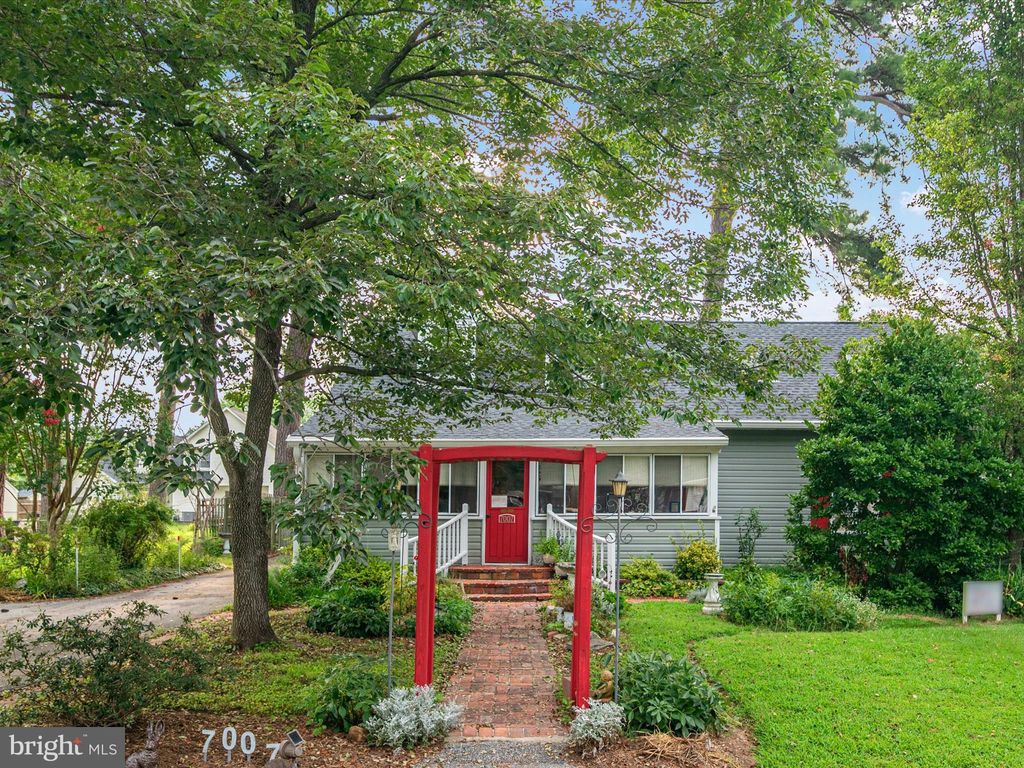 Photo of 7007 Dover Avenue, NORTH BEACH, MD 20714 (MLS # MDAA2129912)