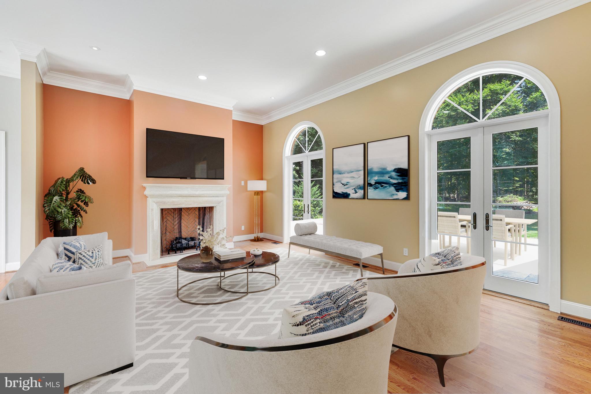 VALLEY STREAM - Residential