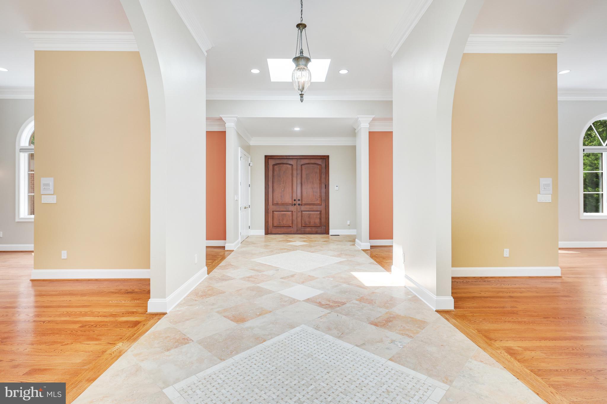 VALLEY STREAM - Residential