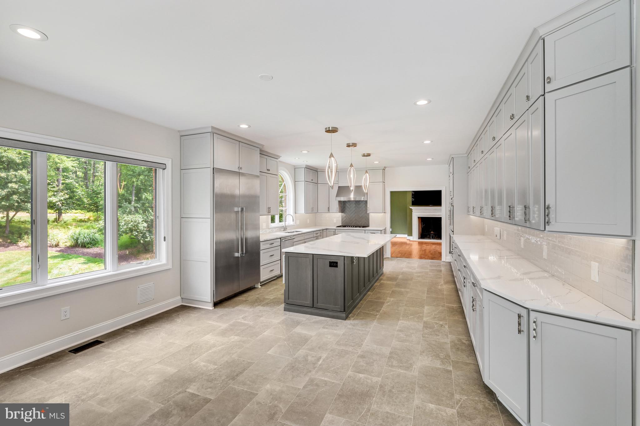 VALLEY STREAM - Residential