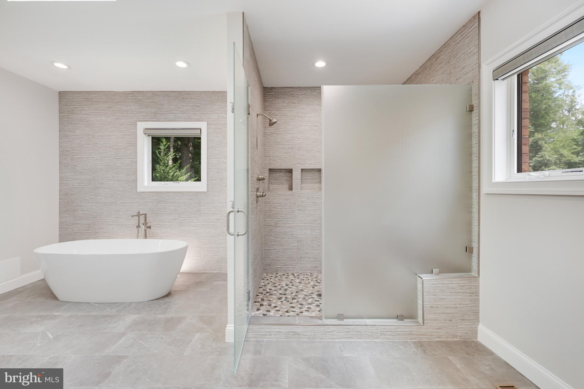 VALLEY STREAM - Residential