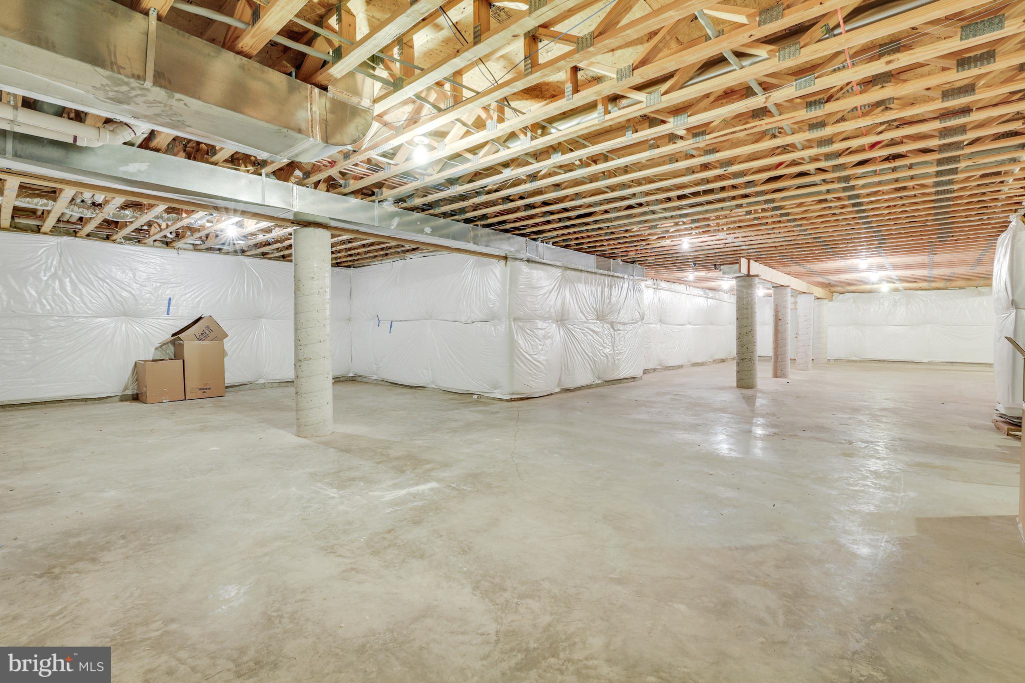 VALLEY STREAM - Residential