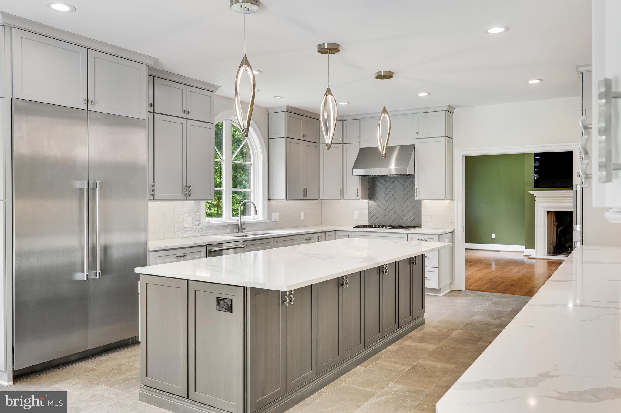 VALLEY STREAM - Residential