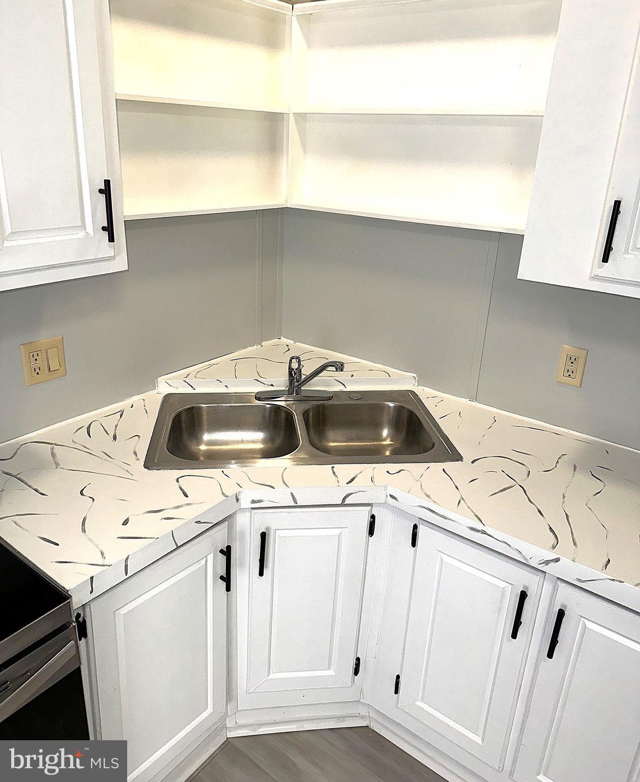 LAKESIDE PARK - Residential